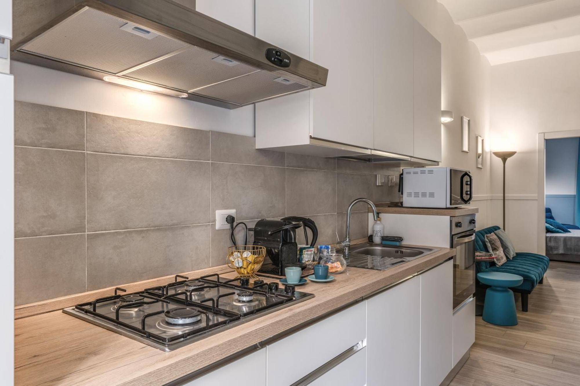 Nala Luxury Apartment With Terrace โรม ภายนอก รูปภาพ